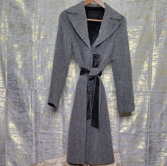 GUESS coat with removable fur collar size 6 - Picture 4 of 9